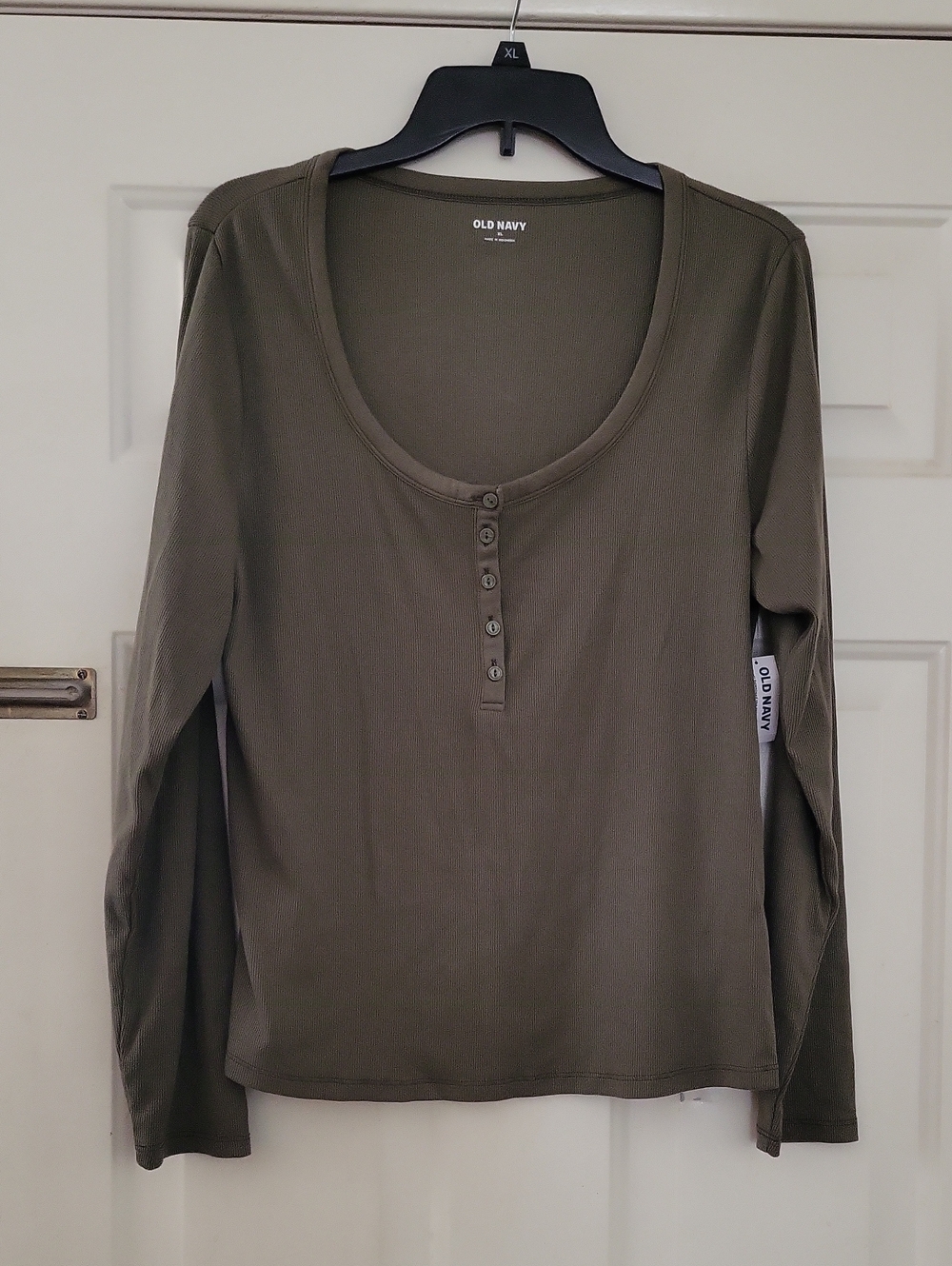 Old Navy Olive Long-Sleeve Henley Top